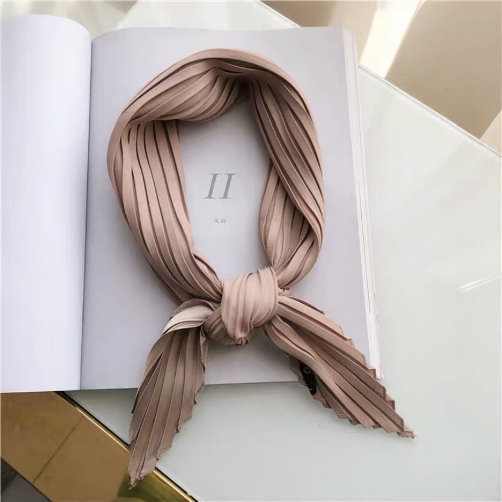 💕Last one Elegant Beige Silky Pleated Scarf - Picture 3 of 5